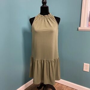 𝅺banana Republic Olive Green high neck ruffle dress - Size Small